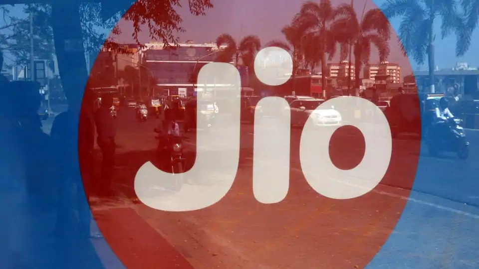 Jio introduces packs to watch live IPL matches