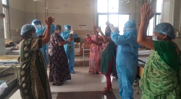 Garba with morning exercise made Covid patients feel the joy of Navratri at SSG hospital