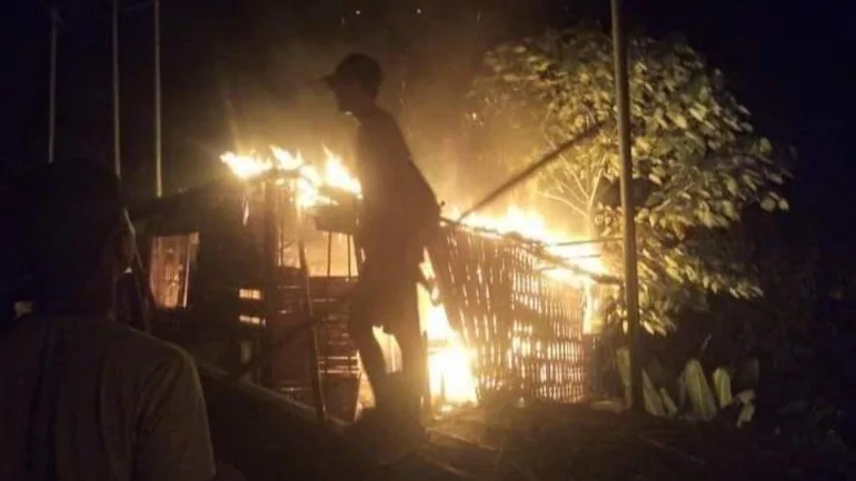 Violent clashes break out at Assam-Mizoram border