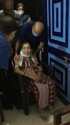 Non-covid 85-year-old grandmother admitted in SSG recovered in 5 days