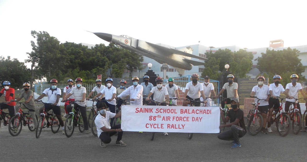 Sainik school Balachadi Jamnagar celebrated 88th Air Force Day