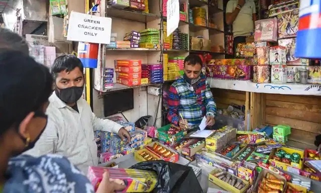 Delhi govt bans all firecrackers ahead of Diwali