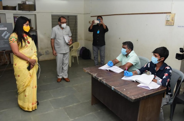 District Election Officer monitoring the polling at Karjan