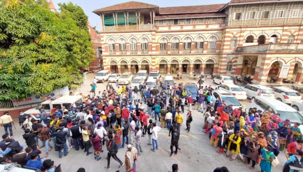 Contract employees working in government hospitals raised salary issues