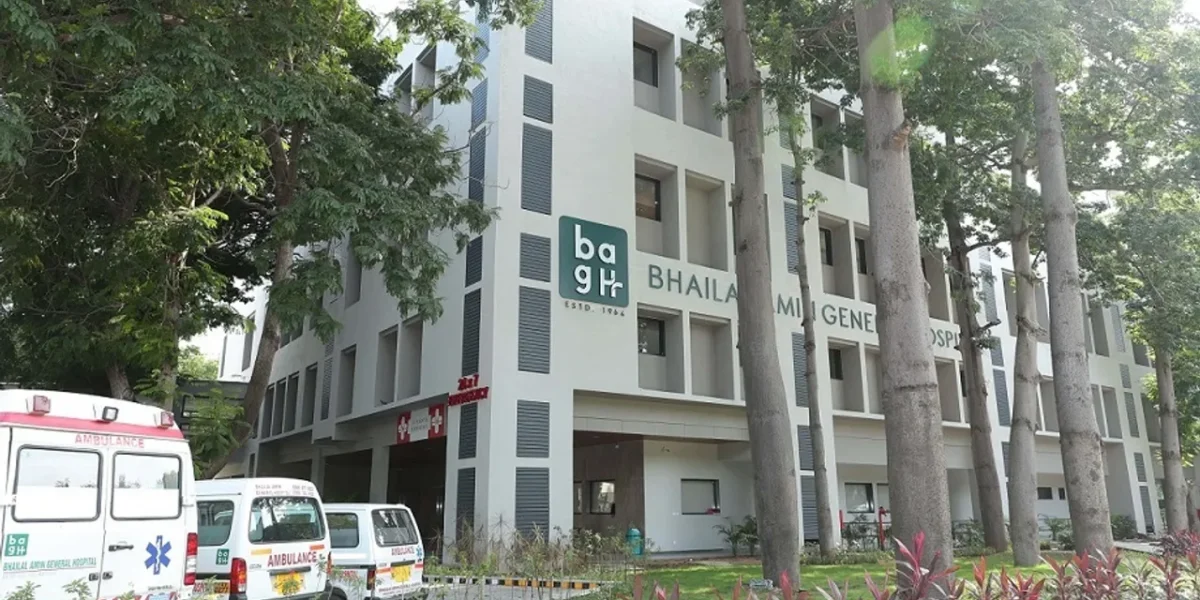 Corona vaccination drive at Bhailal Amin hospital on Thursday