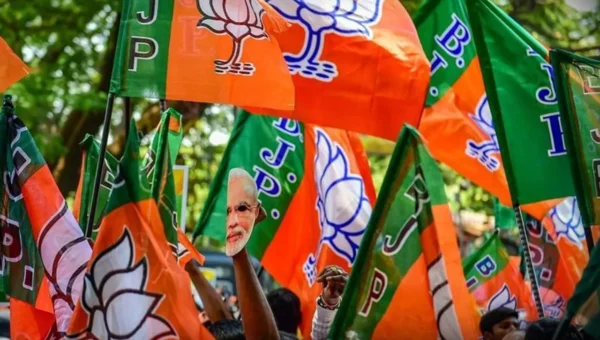 BJP started process for listening to 76 candidates in 19 wards of Vadodara