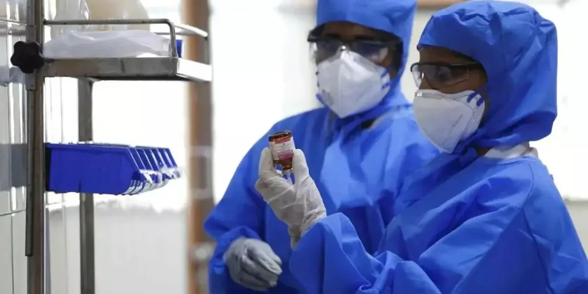 13,000 healthcare workers in Gujarat to get Covid-19 vaccination shots today