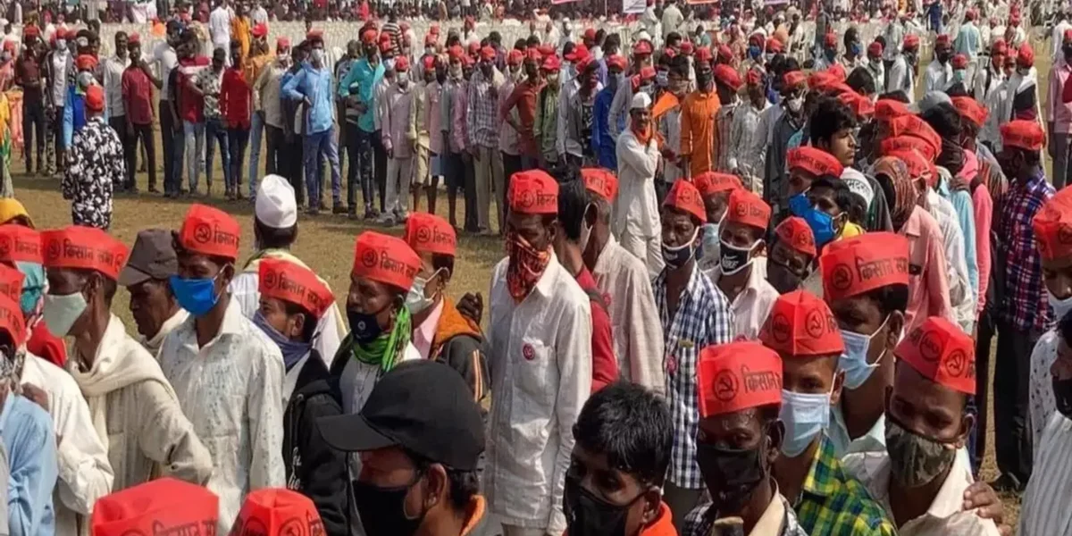 Farmers arrive at Mumbai’s Azad Maidan, Sharad Pawar to address rally today