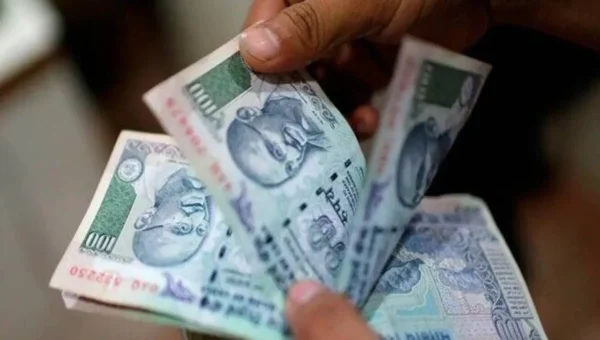 Old Rs 100 notes to be withdrawn from circulation by RBI in March 2021