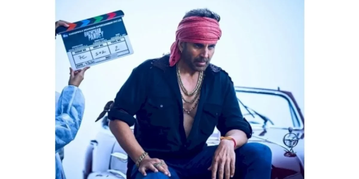 Akshay Kumar reveals his ‘Bachchan Pandey’ look