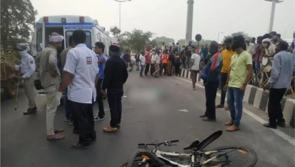 Girl killed after knocked down by rashly driven dumper in Vadodara