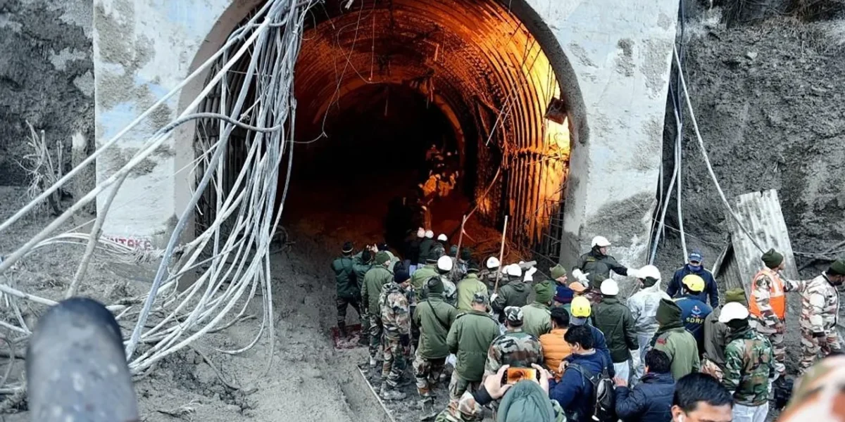 Massive rescue operation launched to evacuate trapped workers from Tapovan tunnel in Uttarakhand