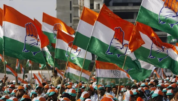 Vadodara Congress released election manifesto in form of promise letter