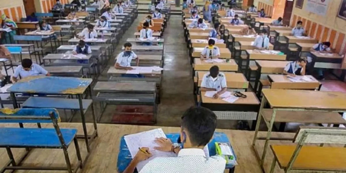 Schools started 9th and 11th standard from Monday after government guidelines
