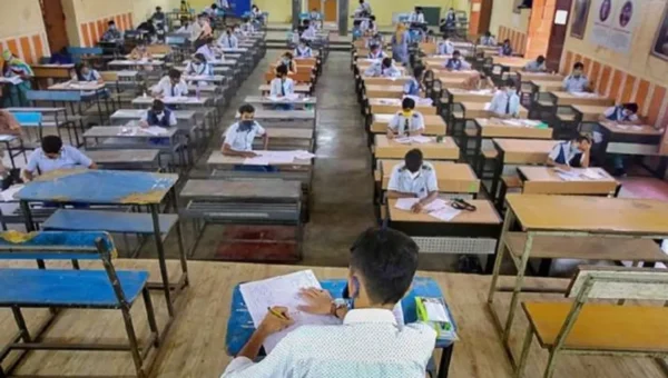 Schools started 9th and 11th standard from Monday after government guidelines