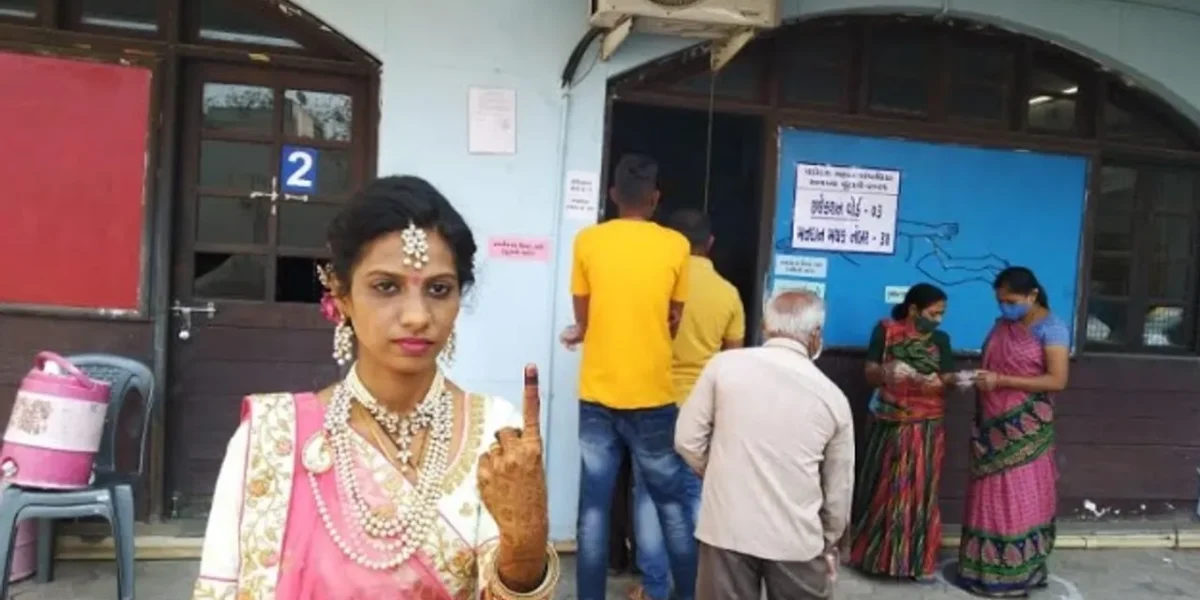 Bride in Vadodara cast her vote first before marriage
