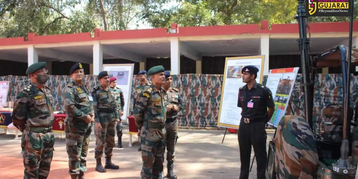 Army Commander Southern Command Lieutenant General JS Nain visits Golden Katar division