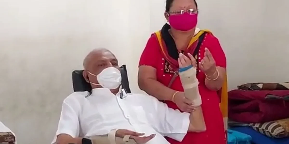Patient suffering from Quadriplegia reached polling booth to vote in Vadodara