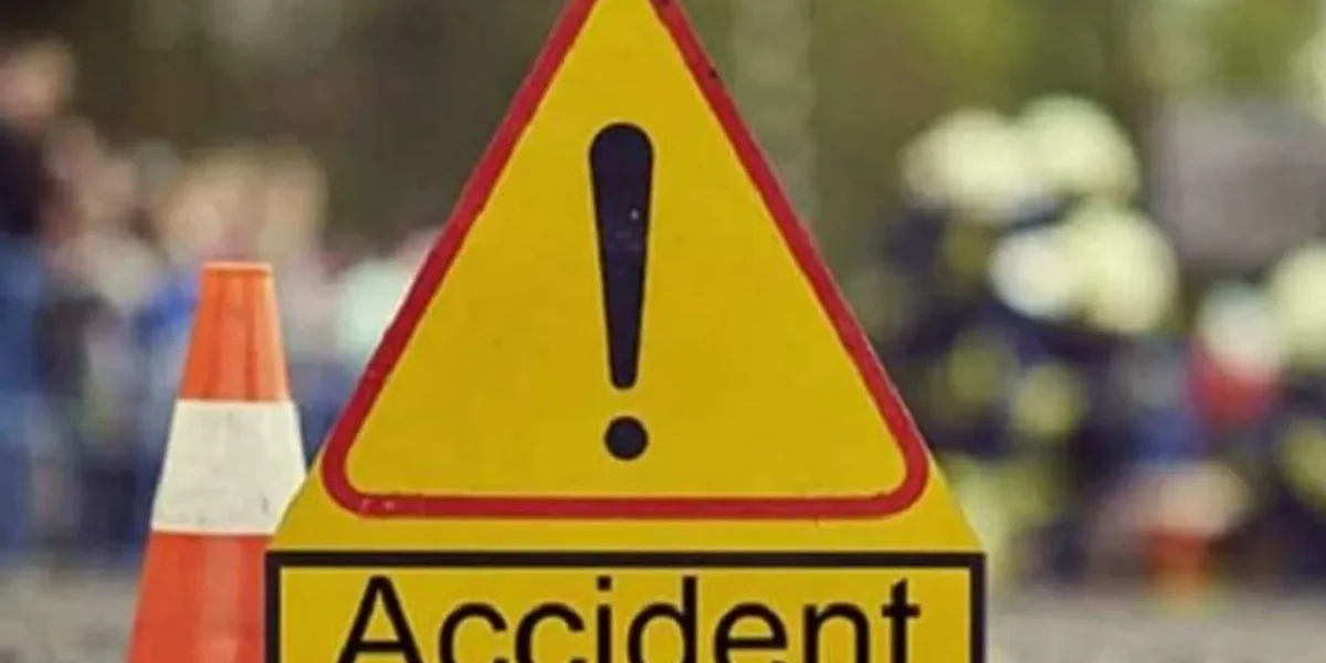 One died and two injured in accident near Bhimpura