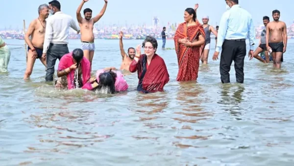 Priyanka takes holy dip at Sangam on ‘Mauni Amavasya’