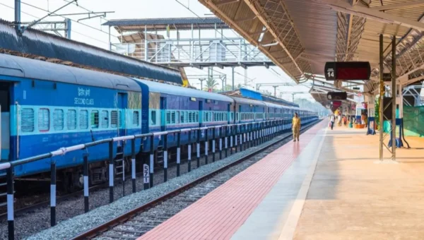 Revision in timings of 13 pairs of special trains over Vadodara division