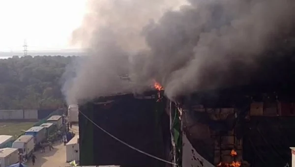 Fire breaks out on sets of ‘Adipurush’, starring Prabhas and Saif Ali Khan