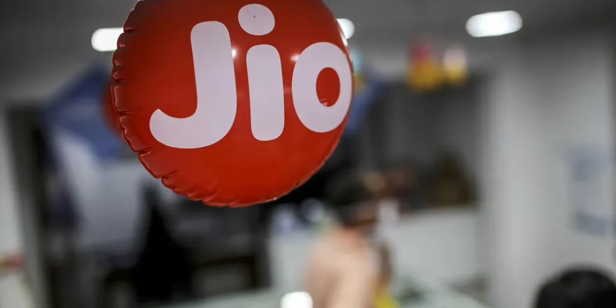 Jio becomes largest telecom operator in Gujarat
