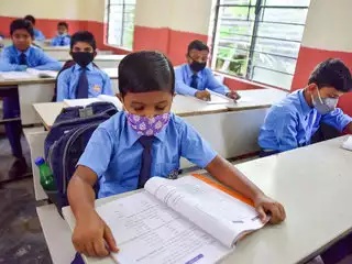 232 Students, staff test Covid positive, Maharashtra school declared containment zone