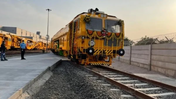 Manufacturing plant for track machines at Karjan connected with rail network at Lakodara station