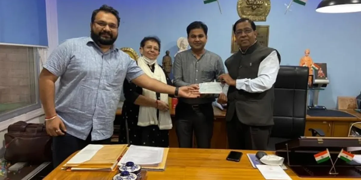 Five gold medals sponsored for girl students of Physiotherapy College of Faculty of Medicine in MSU Baroda