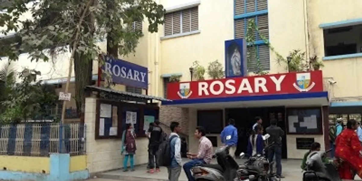 Parents of Rosary school in Vadodara protest against offline exams