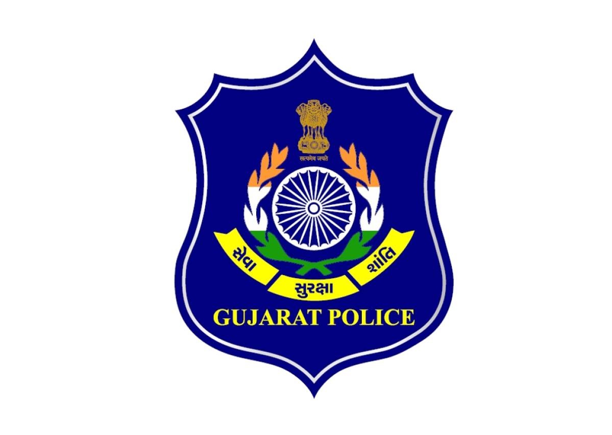 Vadodara Sama police have nabbed two astrologers from Rajasthan in connection with the mass suicide case at Swati Society