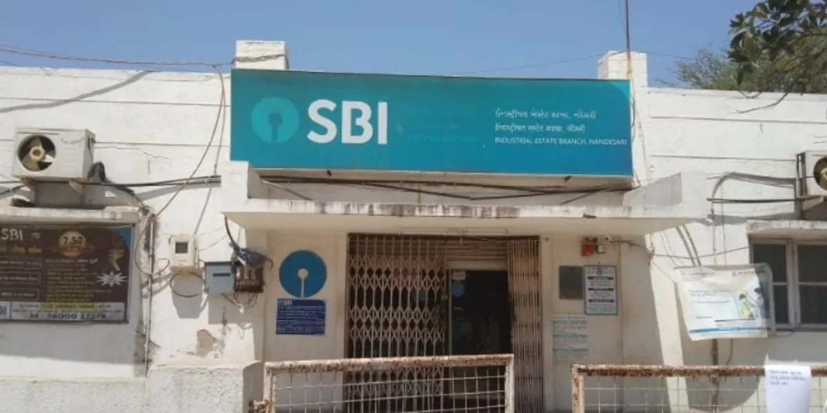SBI branch at Nandesari near Vadodara closed after 12 employees including branch manager tested positive for Coronavirus