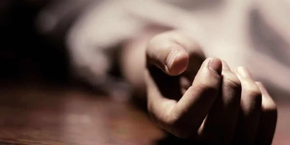 A young woman commited suicide over a quarrel with her husband in Vadodara