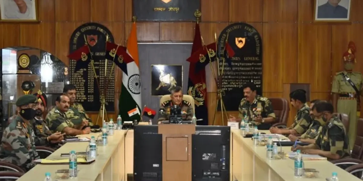 Lieutenant General PS Minhas visited BSF Headquarters Rajasthan Frontier at Jodhpur