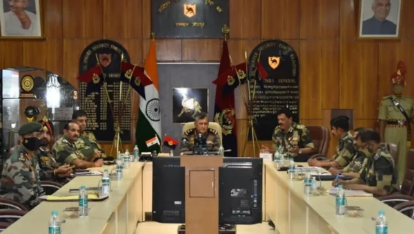 Lieutenant General PS Minhas visited BSF Headquarters Rajasthan Frontier at Jodhpur