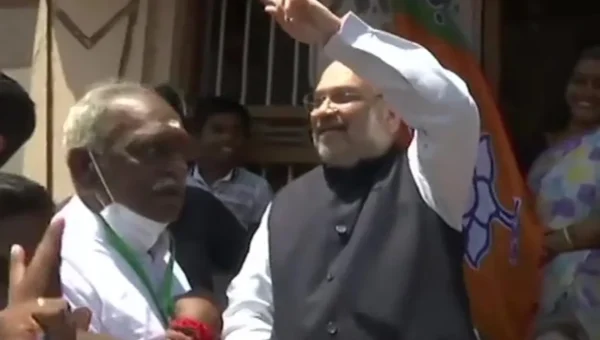 Amit Shah holds door-to-door campaign in Kanyakumari after temple visit