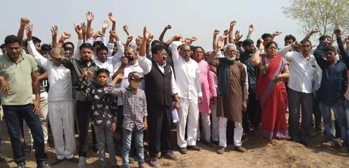Villagers staged huge protest against the large scale excavations being carried out near Angadh village