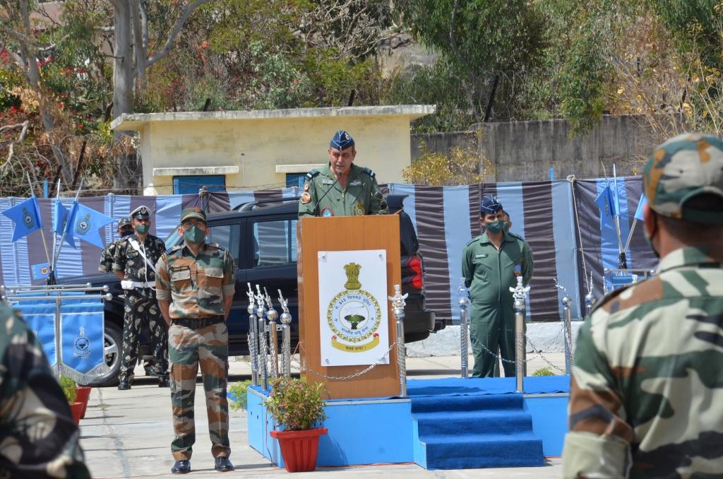 Air Marshal SK Ghotia visits Air Force station at Mount Abu