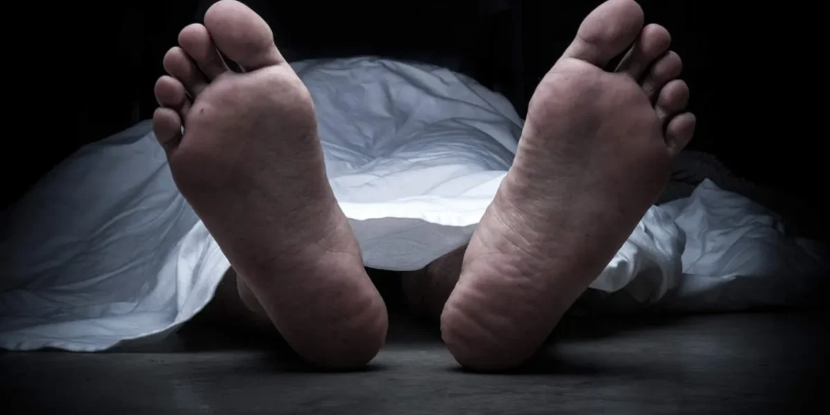31 year old committed suicide due to domestic quarrels and economic condition