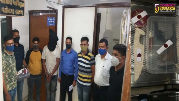 Vadodara LCB and rural district police solved the robbery case happened near Kandari