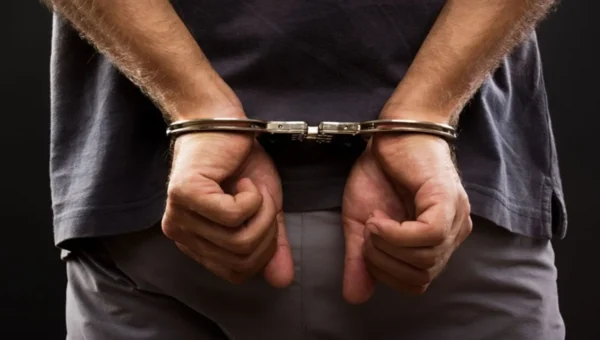 Vadodara Warasia police station She team arrest one for chasing and harrasing a girl