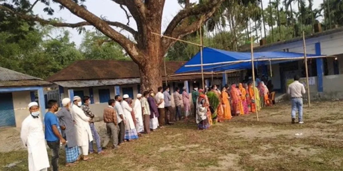Polling progressing smoothly for 5th phase of assembly elections in West Bengal