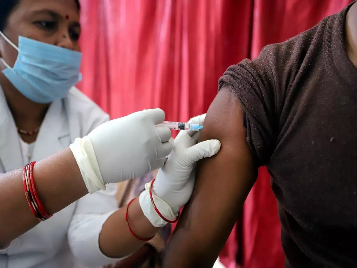 India records highest single-day vaccination coverage, administers over 43 lakh Covid vaccine doses