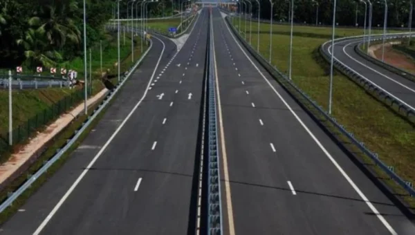 Construction of Delhi-Vadodara-Mumbai Expressway