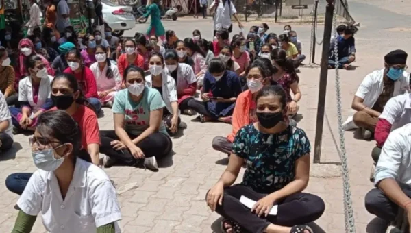 Physiotherapy students raised protest after a fellow intern died during treatment