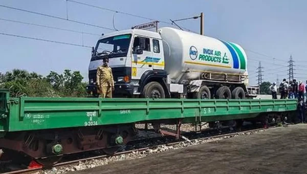 Operations of Oxygen Express trains expanded to Haryana and Telangana