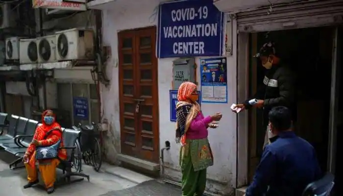 Centre allows states to buy COVID-19 vaccines directly from makers
