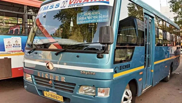 City bus passengers decrease due to rising corona cases in Vadodara