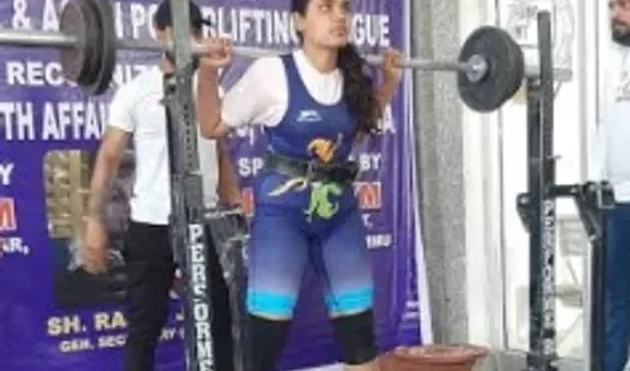 MSU girl won medals in national powerlifting championship